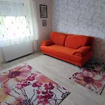 Imadni Valo Sarokkadas Belvarosaban * Salgótarján