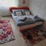 Imadni Valo Sarokkadas Belvarosaban